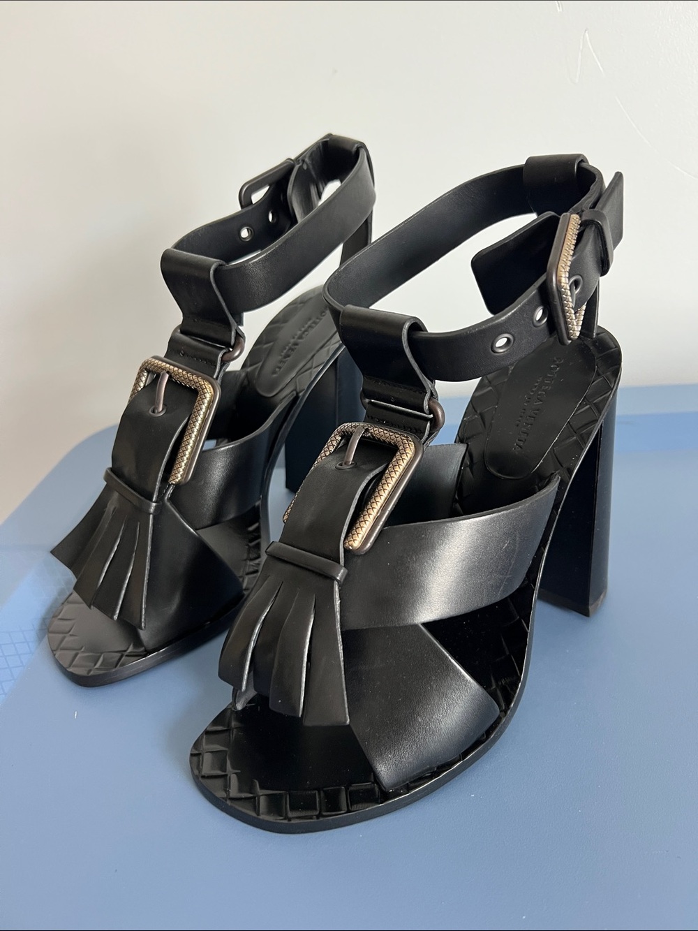 Bottega Veneta black leather open toe fringe sandals block heels buckles 37.5